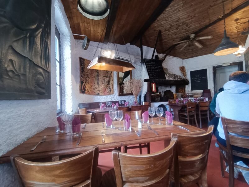 Restaurante Au Four Saint Louis